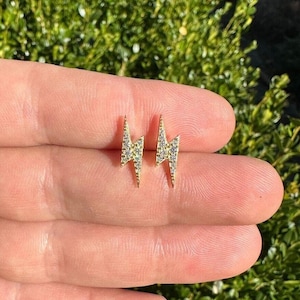 Herren Damen Super Icy Moissanite Blitz Bolt Ohrstecker 14k Gold über massivem 925er Sterlingsilber, besteht DIAMOND TESTER!! Schraubverschlüsse