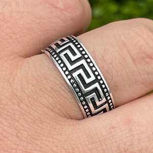 Men&#39;s Greek Key Design Real Solid 925 Sterling Silver Wedding Band Pinky Ring Sizes 8-13