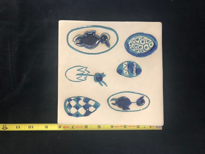 Bennington Pottery Cooperative Ceramic Art Tile Vermont Easter Eggs Design 1535