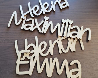 Holzschriftzug Name mit 9 Buchstaben
