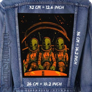 Patch de lona retrô com astronautas alienígenas para jaqueta, colete e flanela – Patch de arte espacial de ficção científica