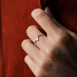 Minimalist Sterling Silver Chevron Ring, Delicate 925 Silver V-Ring, Stacking Ring