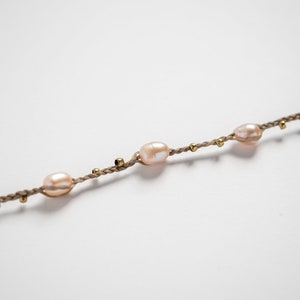 Delicate Macramé Anklet Pearl summery jewelry Rosa