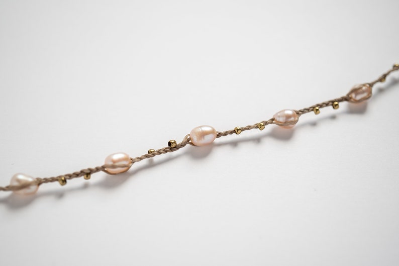 Delicate Macramé Anklet Pearl summery jewelry Rosa