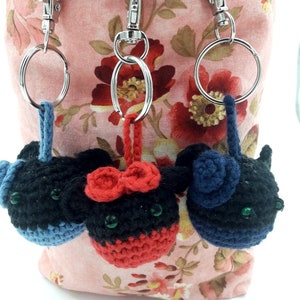 Porte-clés Disney, Porte-clés Minnie, Porte-clés Micky, Retour à l’école, Charme de sac, Mignon cadeau Disney, Porte-clés Disney rouge et bleu Porte-clés
