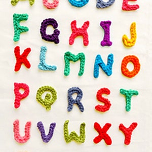 Letras aplicadas a crochet