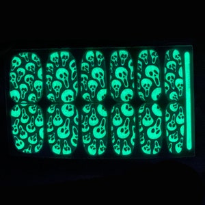Glow in the Dark Ghosts Halloween - Nail Wraps