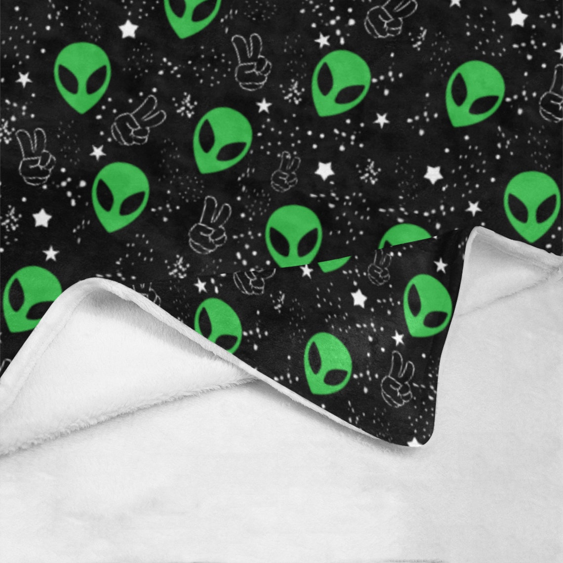 Alien Fleece Blanket Alien Bedding Area 51 Fleece Blanket Etsy