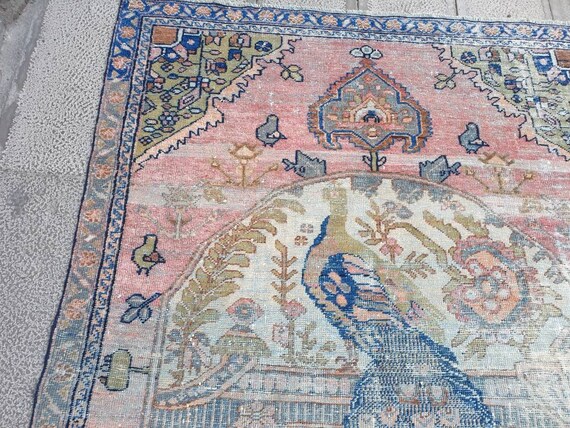 Old Animal Figured Rug Pastel Vintage Rug Pink Area Rug - Etsy