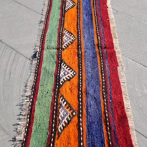 Petit tapis kilim fait main : décoration d'entrée antique (1,4 x 3,5 pi)
