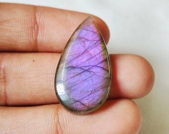 Top Quality Purple Flashy Labradorite Smooth Cabochon Gemstone Natural Labradorite Size 32x18x5 MM Wholesaler Gemstone Gift For Her