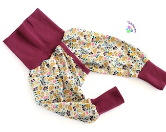 Pantaloni spaccati organici, pantaloni con spacco, pantaloni per lo svezzamento, senza pannolino, varie taglie, fiori su grigio