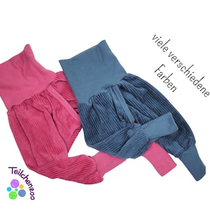 May include: Two pairs of corduroy pants in pink and blue. The pants have a wide leg and a gathered waist. The text "viele verschiedene Farben" is visible in the image.