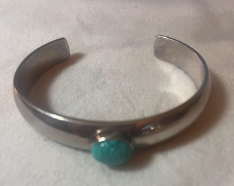 Sterling Silver 925 Carved Turquoise Cuff Bracelet, Vintage Southwestern Style, Oval Turquoise Cabochon, Boho Silver Bracelet