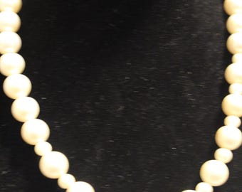 Vintage Faux Pearl Necklace with Filigree Clasp | Classic Mid Century Statement