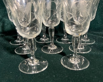 Noritake Sasaki Etched Wheat Pattern Crystal Cordial Glasses - Set