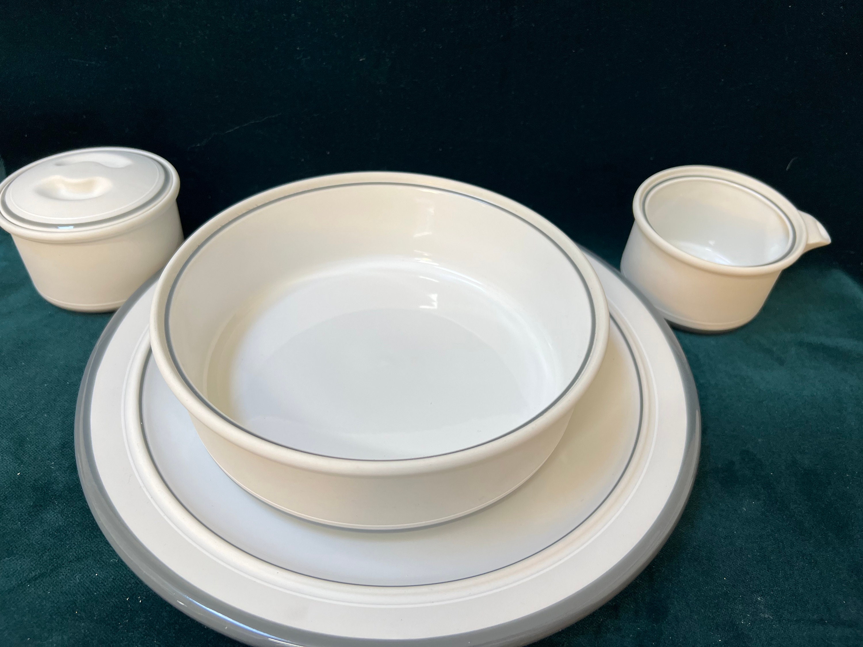 定番の中古商品 Arita Genesis Gray Stoneware Set - Etsy 保存容器・ケース