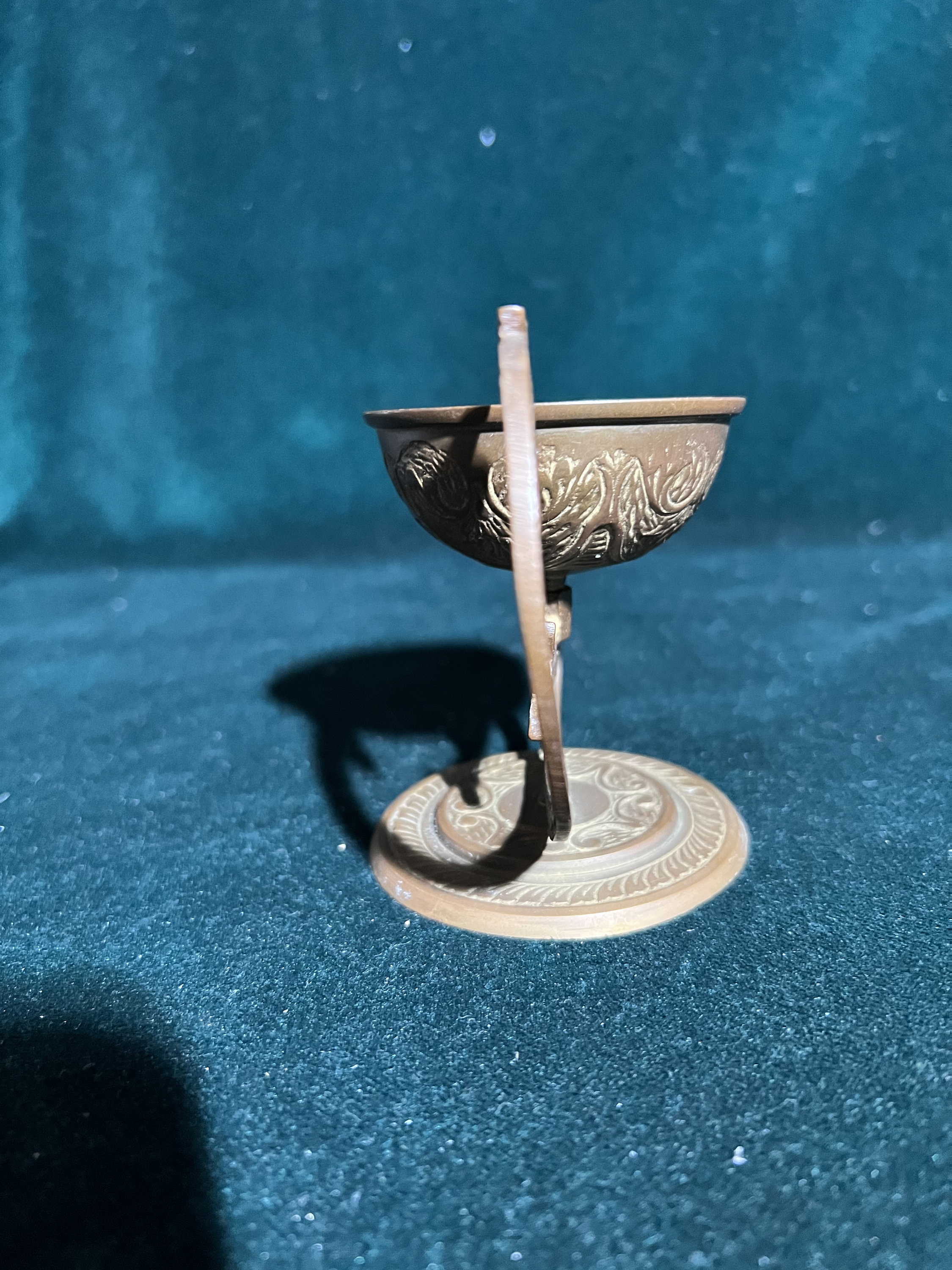 ヴィンテージ真鍮キャンドルホルダー/オイルランプ - Etsy 日本