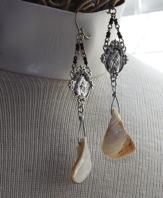 Assembled Religious Shoulder Dusters/Chandelier/A… - image 1