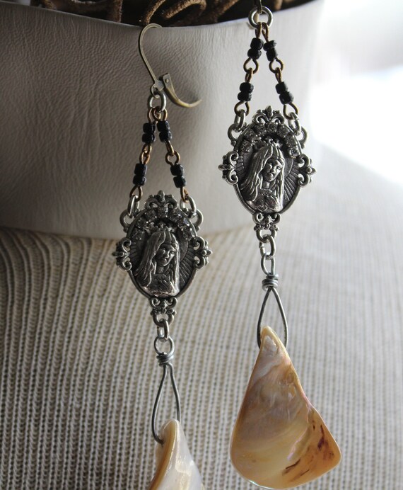 Assembled Religious Shoulder Dusters/Chandelier/A… - image 3