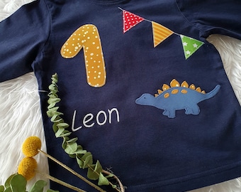 Geburtstagsshirt mit Name und Dino, Stegosaurus