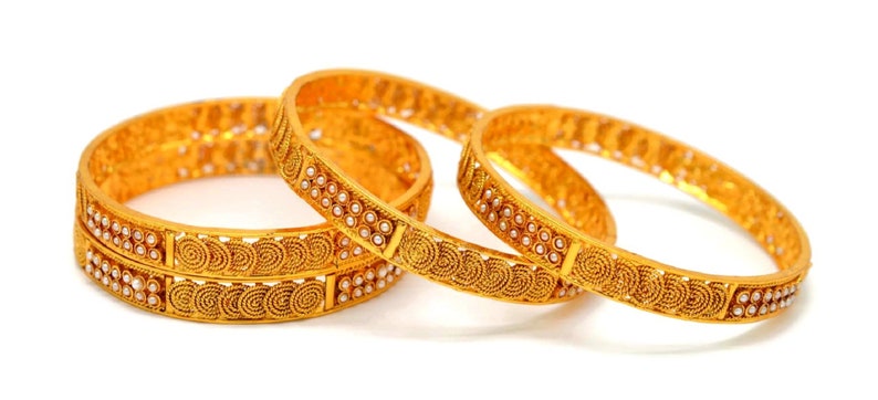 Indian Copper Metal Gold Design Bridal Pearl Bangles and Bracelets For Women 2.10 Size B78