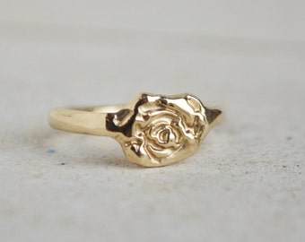 Rose signet ring