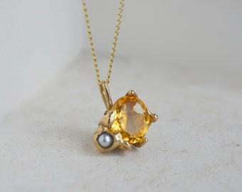 Citrine and Freshwater pearl pendant