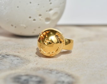 Globe ring/ Earth statement ring/ Statement Ring/ Globe Gold ring/ Gold statement Ring