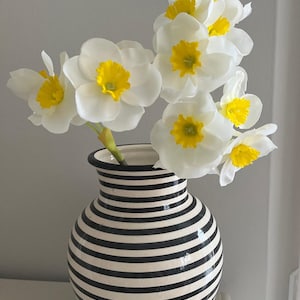 Narzissen Kunstblumen Weiß Gelb – 3 Stiele | Realistische Frühlingsdeko für Vase, Grab & Zuhause ohne Pflege ganzjährig