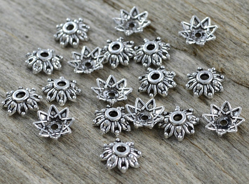 30 bead caps flowers, antique silver 8.5 mm image 1