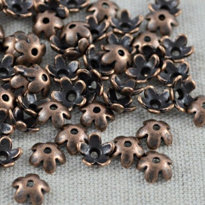 50 kleine Perlenkappen Blümchen kupfer 6,5mm Bild 2