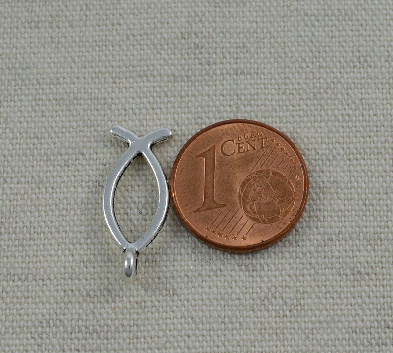 10 pendants fish symbol 20 x 8 mm antique silver image 4