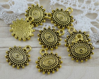 5 Anhänger Charms mit Mustern im Relief Vintage 16x16mm Antik Gold Metallanhänger