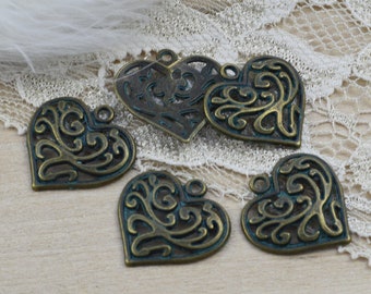 5 pendant heart patina 21 x 21 mm metal pendant bronze/green