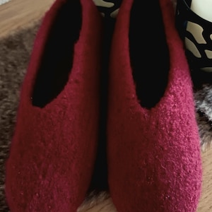 Size 38 - Felt slippers dark red felt shoes slippers felted 100% wool slippers felt slippers felt slippers slippers