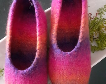 Filzhausschuhe mehrere Größen pink-lila color Filzschuhe Hausschuhe gefilzt 100% Wolle Puschen Filz Pantoffeln  Filzpantoffeln Puschen