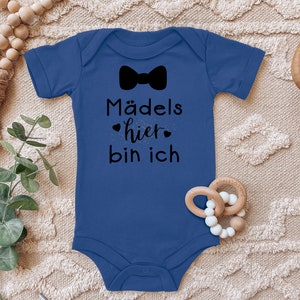 Blue Stork Baby Body &quot;Girls here I am&quot; Bow Tie Gift for Birth for Birthday for Toddler Short Sleeve Organic Cotton