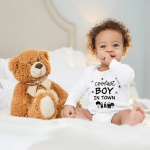 Blauer-Storch Baby Body &quot;Coolest Boy in Town&quot; Gift for Toddler Long Sleeve Organic Cotton