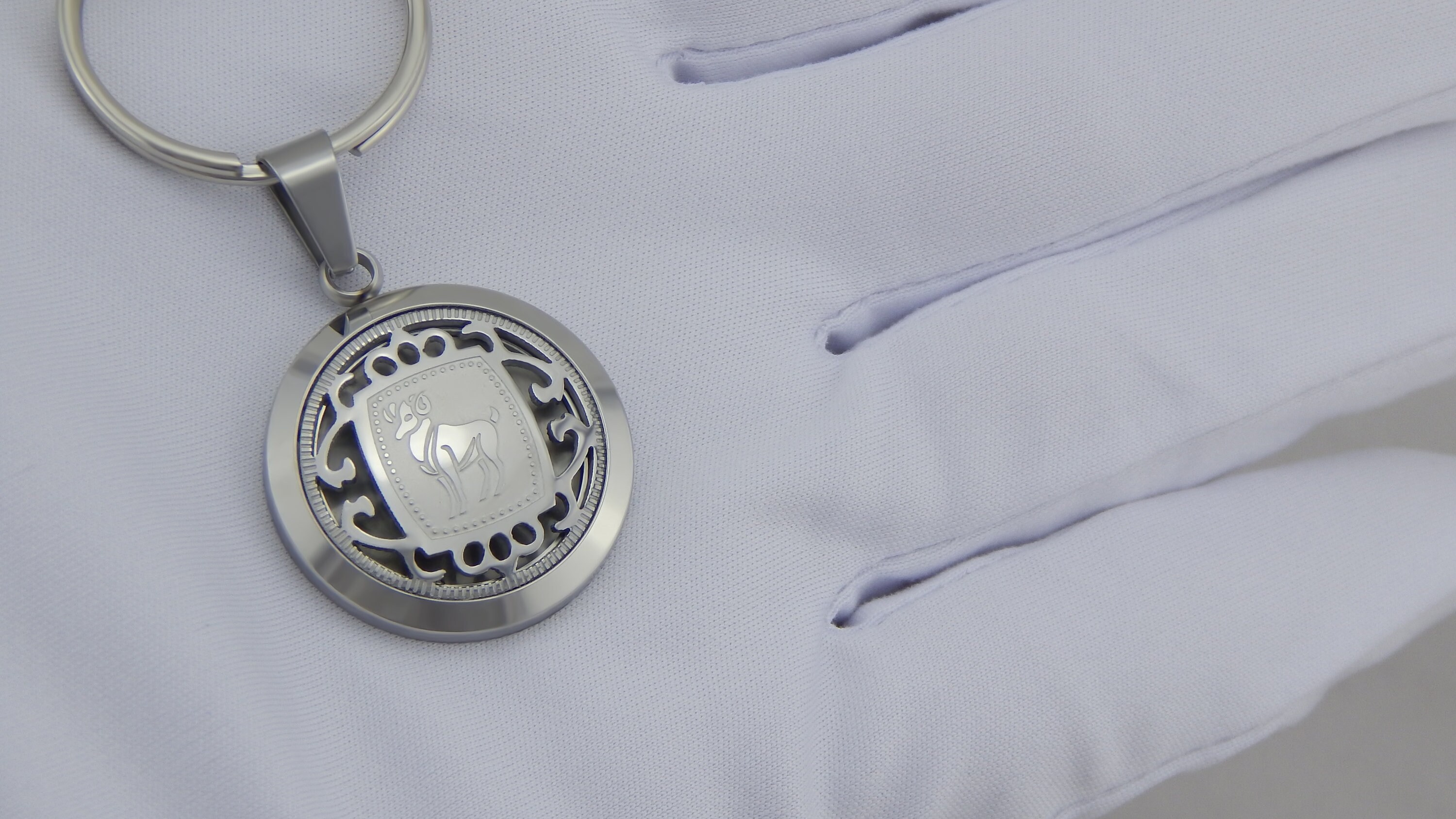 KREATIONS Schlüsselanhänger Widder - Edelstahl Sternzeichen Gravur