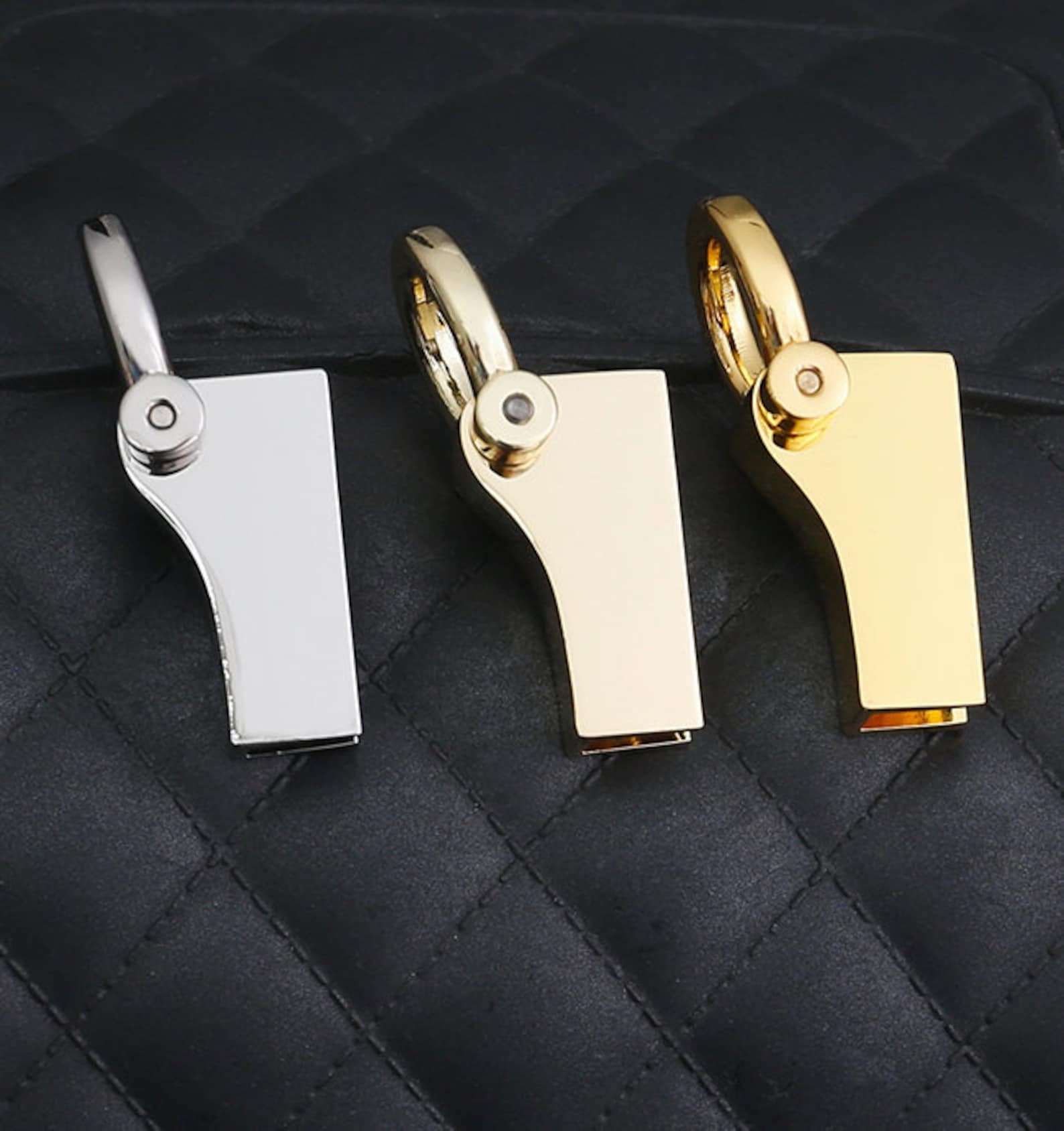 4Pcs Metal Side Clip Buckles Bag Strap Connector Handle Buckle Screw Nail  Ring Hook Carabiner Clasp Accessories for Handbags - AliExpress