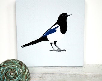Painted magpie on wood, bird paintings, painted birds, magpie painting, birds on wood