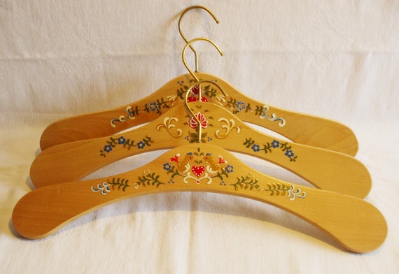 Wooden Coat Hanger Set Of 3 Hand Painted In Peasant Painting And Country House Style German Handicraft