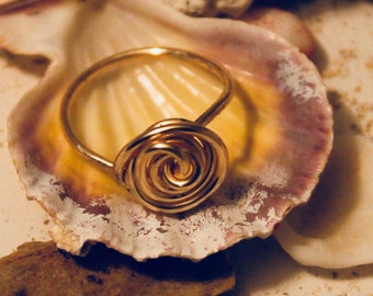 Rose Wire Ring; Swirly Ring; Gold Rose Ring;Simple Ring; Everyday Ring