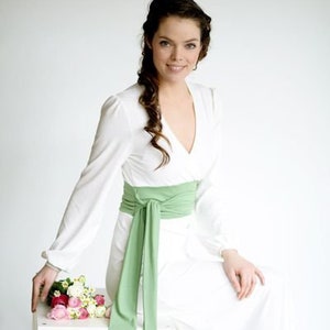 Wedding dress Lily of the valley cream apple green image 1