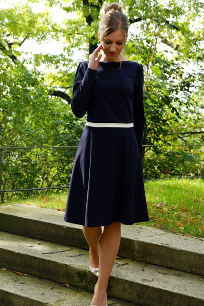 Romaniter jersey dress Delilah dark blue and cream image 2