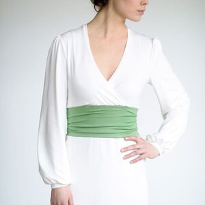 Wedding dress Lily of the valley cream apple green image 3