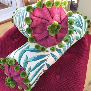 Fresh Tropical Leaves Bolster