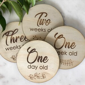 Baby Milestone Disc / cards - Laser engraved - wood - flat lay photo prop - newborn baby - Baby Shower gift