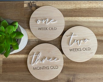 Baby Milestone Discs / cards with acrylic - Laser engraved - wood - flat lay photo prop - newborn baby - Baby Shower gift